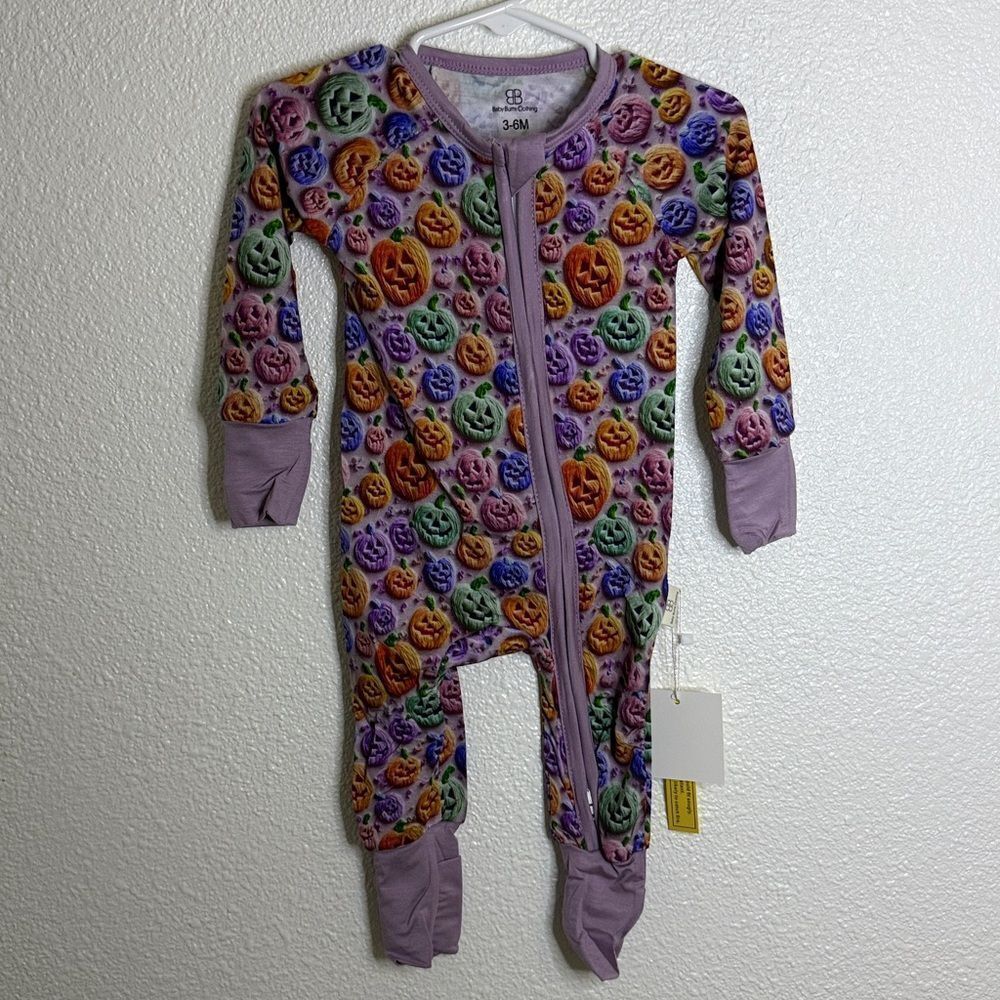 NWT-Halloween Pumpkin Print double zip One Piece- size 3-6 months